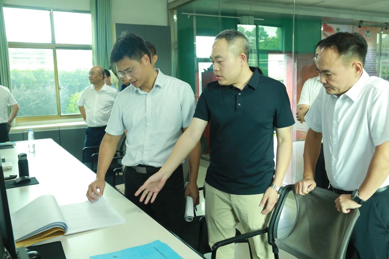 1752455715532318.jpg 1752455715532318.jpg